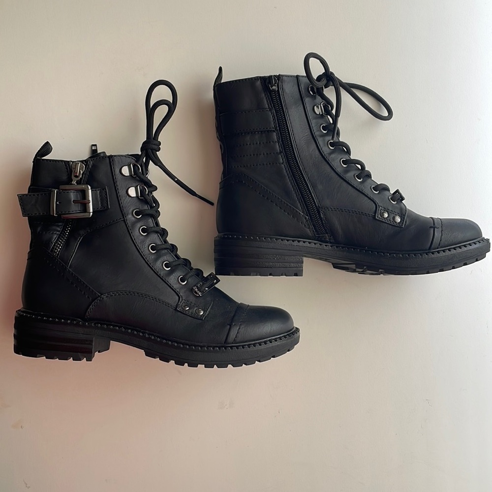 GBG Los Angeles Black Combat Boots, size 5 1/2 M